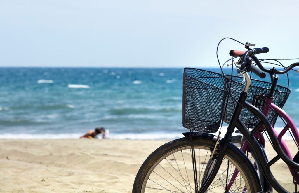 Bicicleta de paseo en la playa